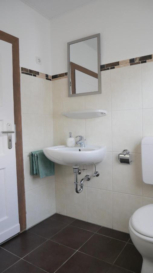 Modernisierte Ferienwohnung Im Schoenen Sauerland Мешеде Екстер'єр фото